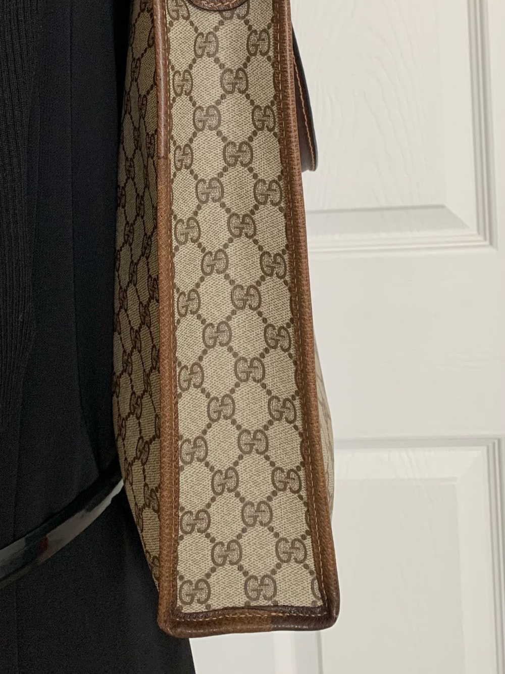 Vintage Gucci Monogram Canvas Sherry Line Tote with red gucci dust bag - Picture 14 of 16